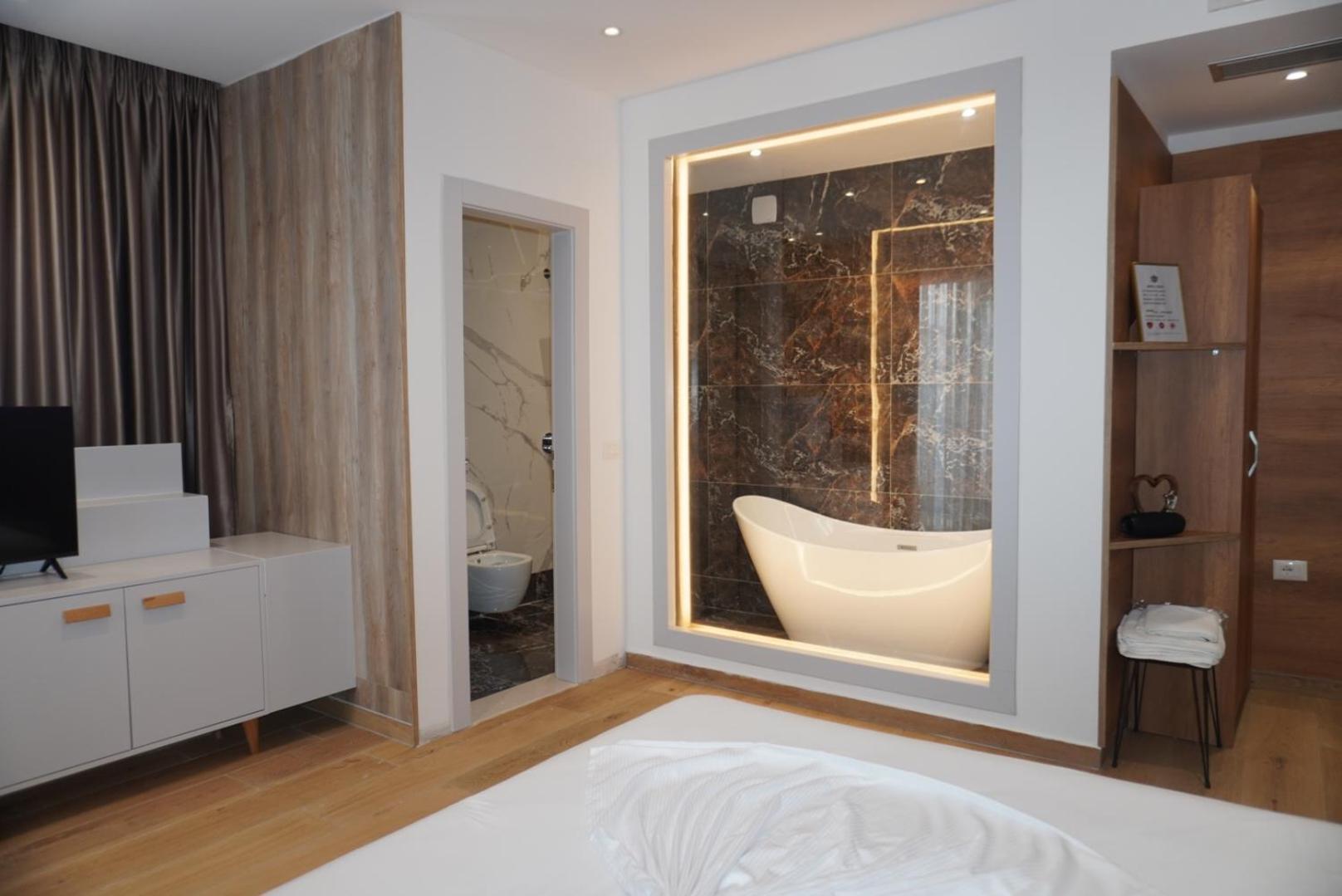 Hotel Colis Tirana Exterior photo