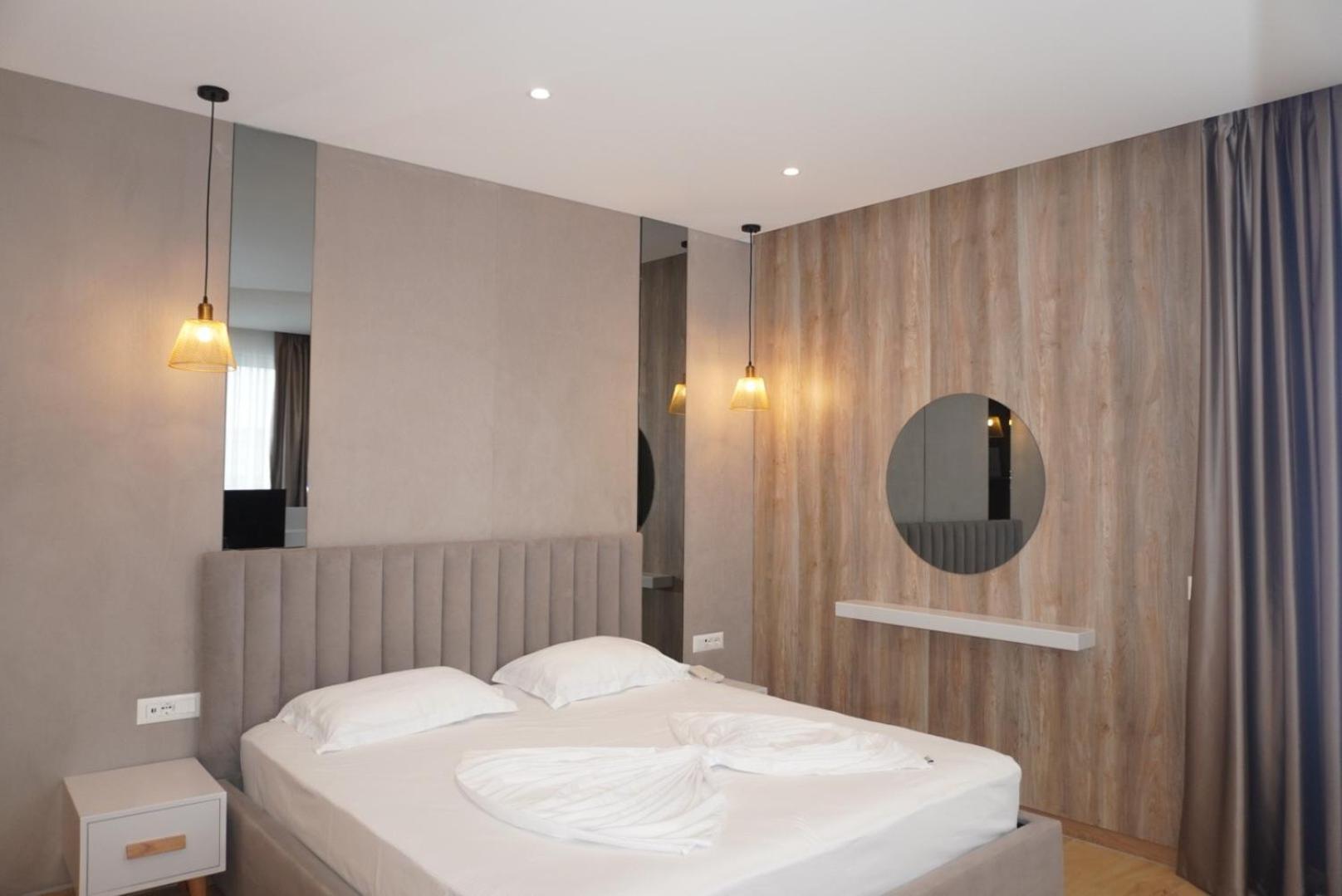 Hotel Colis Tirana Exterior photo