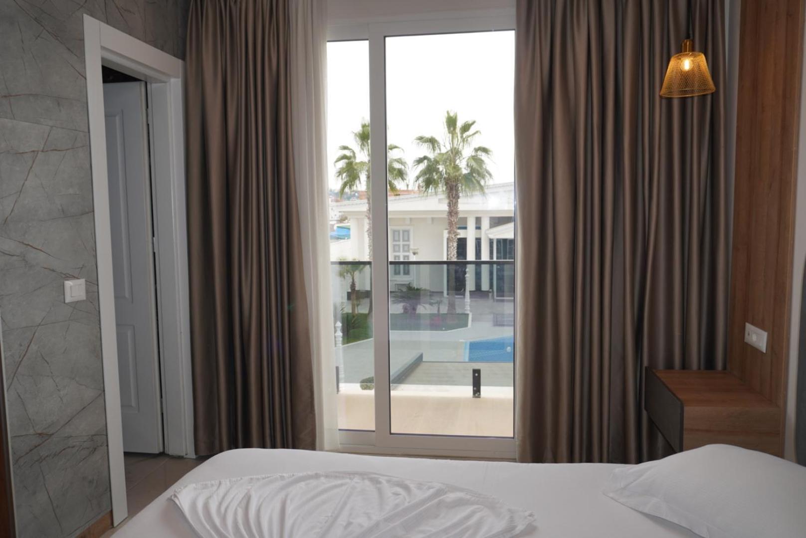 Hotel Colis Tirana Exterior photo